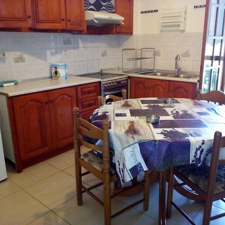Fiona Seafront Apartments Nikiana Zewnętrze zdjęcie